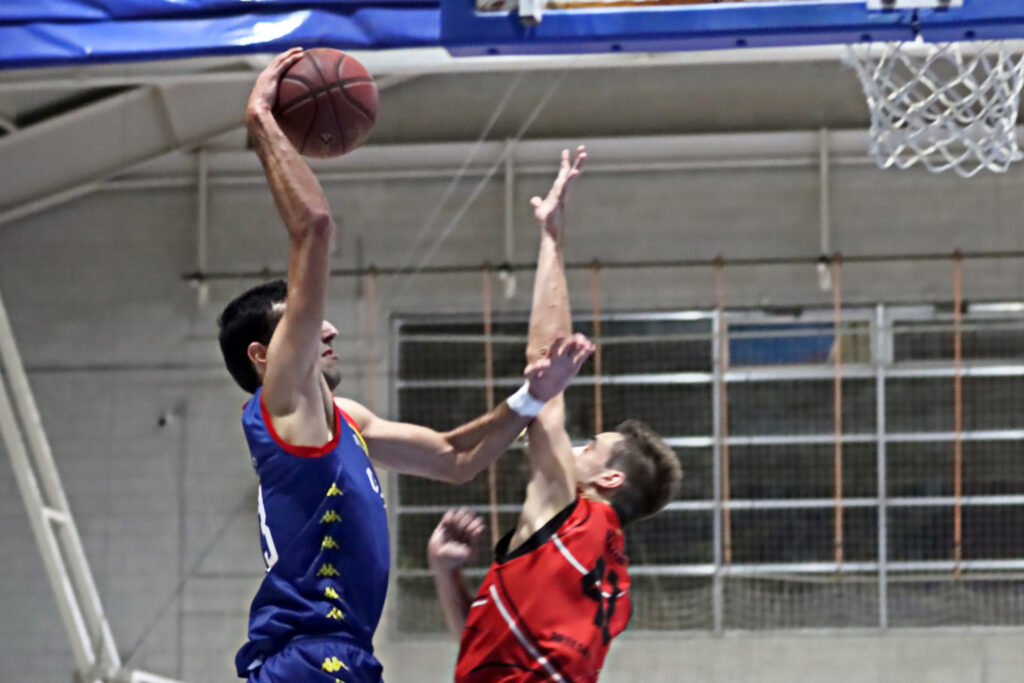 Sènior B We Singular