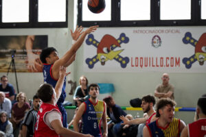 Aaron Ganal len acció de tir